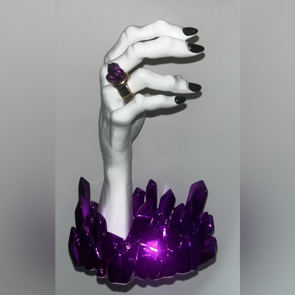 Amber purple crystal witch hand, hand soap holder 💜 - Picture 3 of 4